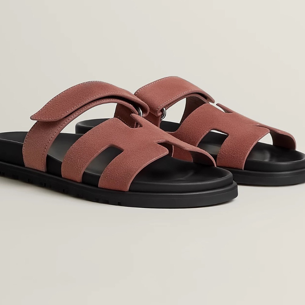 Hermes Chypre Sandals in Rose Antique - Picture 1 of 9